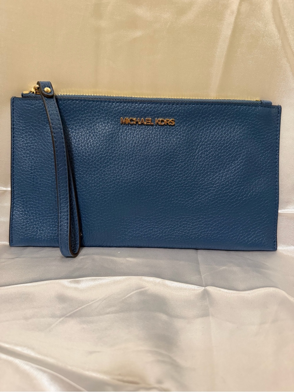 Michael Kors Pebbled Leather Wristlet Clutch – Blue